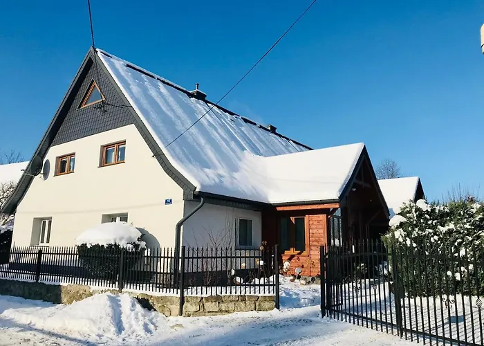 Holiday home Czarny Bocian W Podgorzynie Podgorzyn