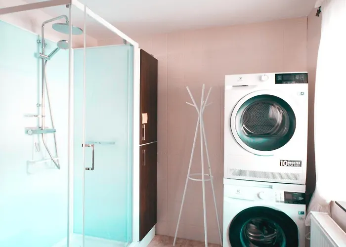 Czarny Bocian W Podgorzynie 펜션 포드고르진